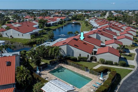 Casa en venta en Punta Gorda, Florida, 3 dormitorios, 239.87 m2 № 850727 - foto 2