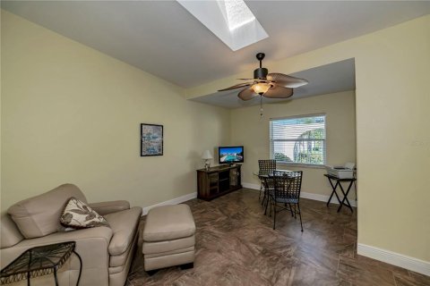 Casa en venta en Punta Gorda, Florida, 3 dormitorios, 239.87 m2 № 850727 - foto 30