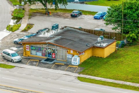 Immobilier commercial à vendre à West Park, Floride № 845851 - photo 10