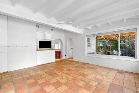Casa en venta en Miami Shores, Florida, 3 dormitorios, 139.91 m2 № 958552 - foto 13