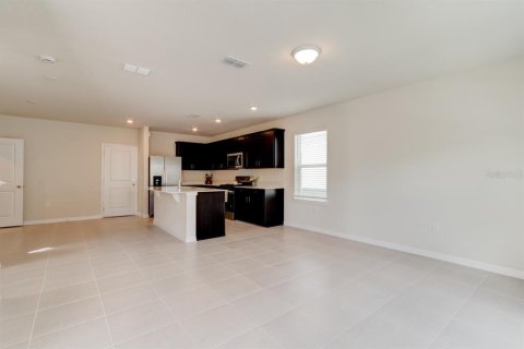 Casa en alquiler en Apopka, Florida, 3 dormitorios, 177.72 m2 № 1379686 - foto 5