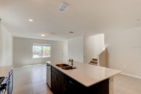 Casa en alquiler en Apopka, Florida, 3 dormitorios, 177.72 m2 № 1379686 - foto 8