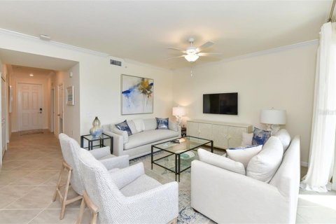 Condominio en alquiler en Bradenton, Florida, 2 dormitorios, 107.21 m2 № 240764 - foto 5