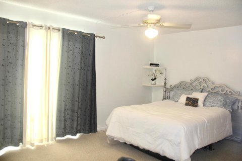 Condo in Boca Raton, Florida, 1 bedroom  № 1168583 - photo 4