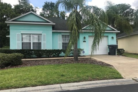 House in Davenport, Florida 4 bedrooms, 189.24 sq.m. № 1373372 - photo 1