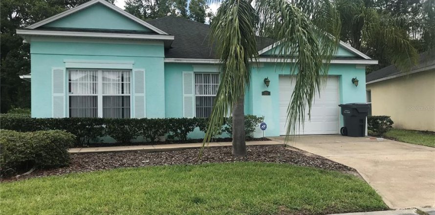 House in Davenport, Florida 4 bedrooms, 189.24 sq.m. № 1373372