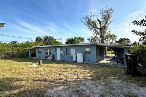 Купить коммерческую недвижимость в Пунта-Горда, Флорида 98.66м2, № 1156598 - фото 5