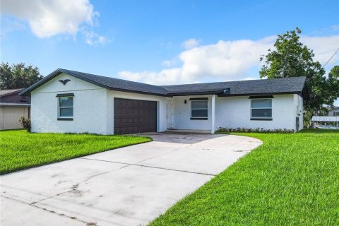 Villa ou maison à vendre à Kissimmee, Floride: 3 chambres, 122.63 m2 № 1323816 - photo 4