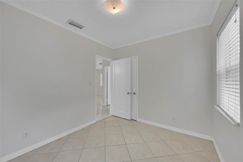 House in Fort Lauderdale, Florida 2 bedrooms, 83.89 sq.m. № 1186521 - photo 26