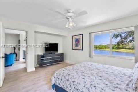 Condo in Boynton Beach, Florida, 3 bedrooms  № 1396077 - photo 19