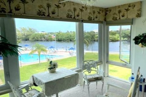 Condo in Boynton Beach, Florida, 2 bedrooms  № 1009486 - photo 14