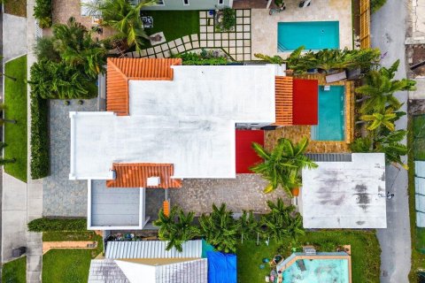 Villa ou maison à vendre à West Palm Beach, Floride: 5 chambres, 258.64 m2 № 1188544 - photo 6