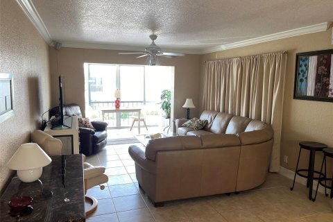 Copropriété à vendre à Fort Lauderdale, Floride: 2 chambres, 111.48 m2 № 1188652 - photo 27