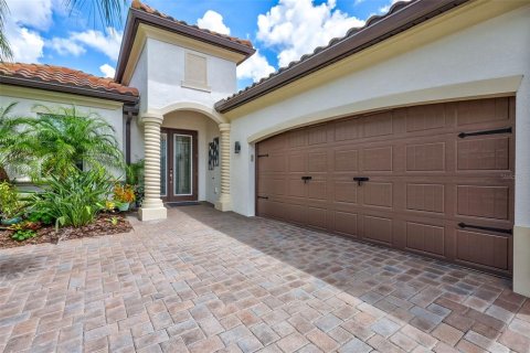 Casa en venta en Bradenton, Florida, 2 dormitorios, 176.61 m2 № 1352913 - foto 2