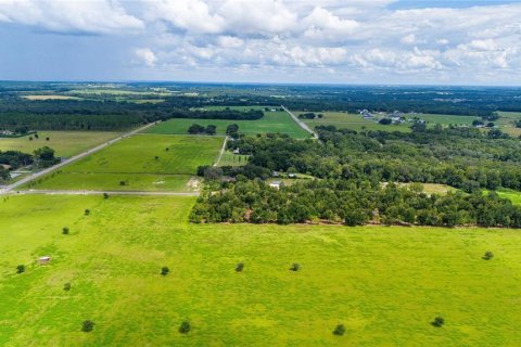 Terreno en venta en Dade City, Florida № 1352914 - foto 1