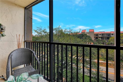 Condo in Lauderhill, Florida, 2 bedrooms  № 1145284 - photo 27