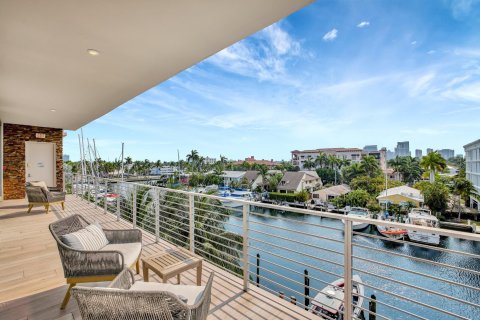 Copropriété à vendre à Fort Lauderdale, Floride: 3 chambres, 235.14 m2 № 1178337 - photo 25