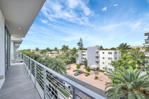 Condominio en venta en Fort Lauderdale, Florida, 3 dormitorios, 235.14 m2 № 1178337 - foto 19