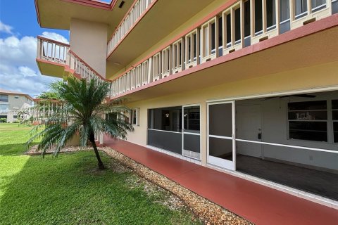 Condo in Hollywood, Florida, 2 bedrooms  № 1353826 - photo 28