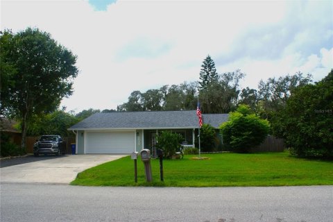 House in Edgewater, Florida 3 bedrooms, 129.13 sq.m. № 1382860 - photo 2