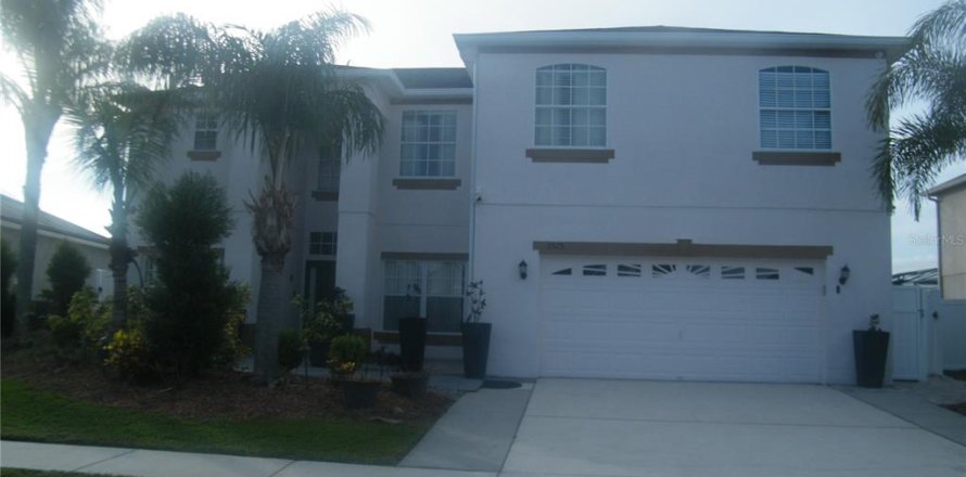 House in Kissimmee, Florida 7 bedrooms, 248.89 sq.m. № 1382863