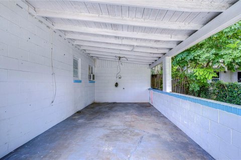 Villa ou maison à vendre à Zephyrhills, Floride: 3 chambres, 66.52 m2 № 1382861 - photo 3