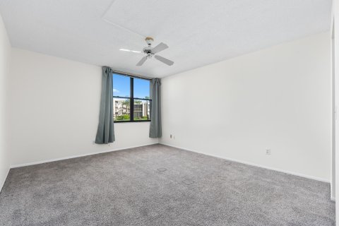 Condo in Stuart, Florida, 2 bedrooms  № 733086 - photo 18