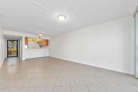 Copropriété à vendre à Stuart, Floride: 2 chambres, 93 m2 № 733086 - photo 21