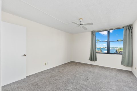 Copropriété à vendre à Stuart, Floride: 2 chambres, 93 m2 № 733086 - photo 17