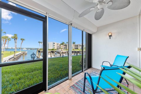 Condominio en venta en Stuart, Florida, 2 dormitorios, 93 m2 № 733086 - foto 11