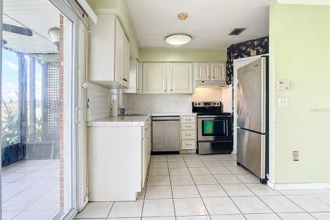 Condo in Lakeland, Florida, 1 bedroom  № 1361236 - photo 9