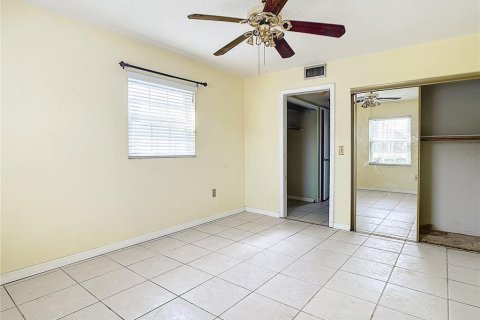 Condominio en venta en Lakeland, Florida, 1 dormitorio, 62.15 m2 № 1361236 - foto 12