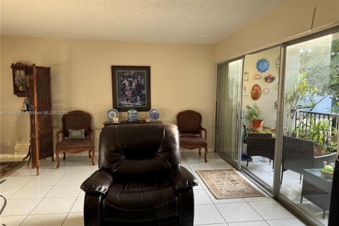 Condominio en venta en Miami, Florida, 2 dormitorios, 111.11 m2 № 1417256 - foto 5