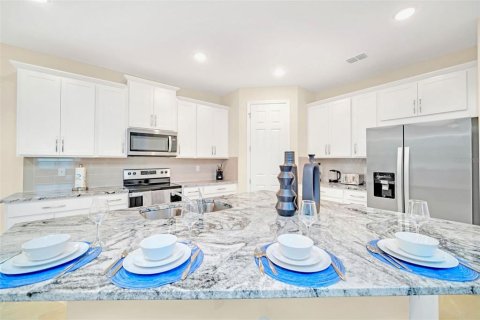 Villa ou maison à vendre à Kissimmee, Floride: 7 chambres, 328.22 m2 № 1290402 - photo 10