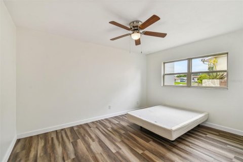 Casa en venta en Tampa, Florida, 4 dormitorios, 198.53 m2 № 1087752 - foto 29