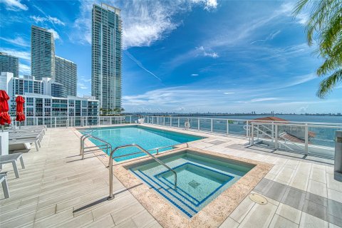 Copropriété à vendre à Miami, Floride: 2 chambres, 126.44 m2 № 1224186 - photo 30