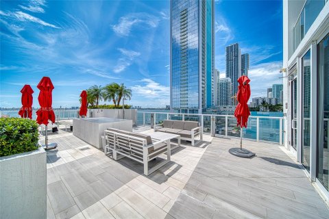 Condo in Miami, Florida, 2 bedrooms  № 1224186 - photo 22