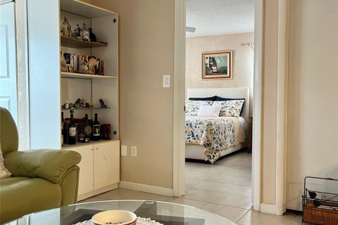 Купить кондоминиум в Санрайз, Флорида 2 спальни, 78.97м2, № 846356 - фото 16
