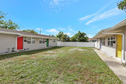 Immobilier commercial à vendre à Wilton Manors, Floride: 152.17 m2 № 846357 - photo 12