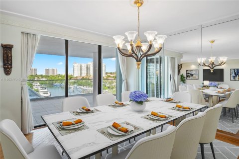 Condo in Aventura, Florida, 2 bedrooms  № 1222012 - photo 6