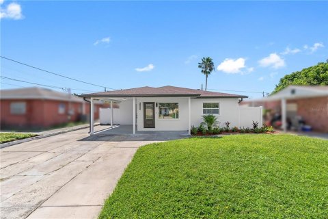 Villa ou maison à vendre à Tampa, Floride: 3 chambres, 101.26 m2 № 1389388 - photo 1