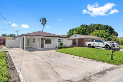 Villa ou maison à vendre à Tampa, Floride: 3 chambres, 101.26 m2 № 1389388 - photo 2