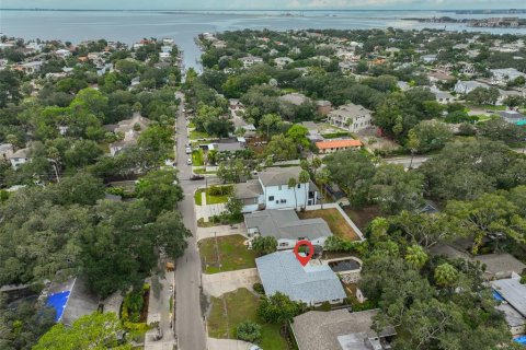 Villa ou maison à vendre à Tampa, Floride: 4 chambres, 186.92 m2 № 1389443 - photo 4