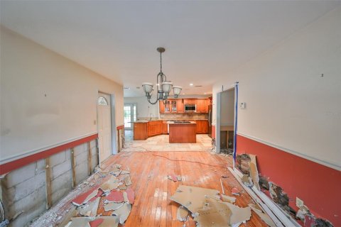 Casa en venta en Tampa, Florida, 4 dormitorios, 186.92 m2 № 1389443 - foto 12