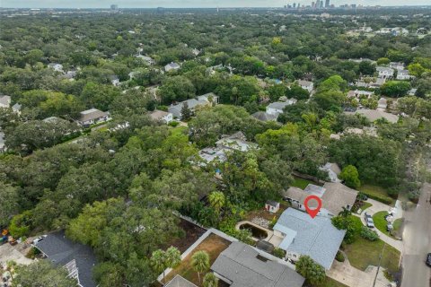 Villa ou maison à vendre à Tampa, Floride: 4 chambres, 186.92 m2 № 1389443 - photo 21