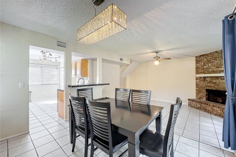 Townhouse in Orlando, Florida 3 bedrooms, 133.69 sq.m. № 1389444 - photo 6