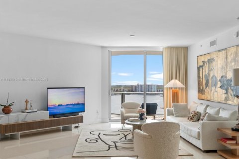 Condominio en venta en North Miami Beach, Florida, 2 dormitorios, 167.32 m2 № 862040 - foto 5