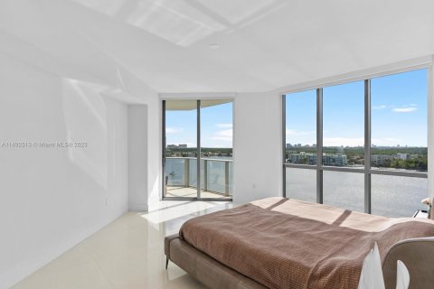 Condominio en venta en North Miami Beach, Florida, 2 dormitorios, 167.32 m2 № 862040 - foto 14