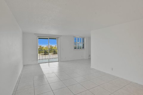 Copropriété à vendre à Boca Raton, Floride: 3 chambres, 111.48 m2 № 1127761 - photo 16