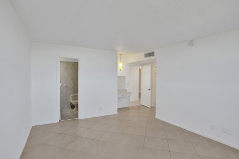 Copropriété à vendre à Boca Raton, Floride: 3 chambres, 111.48 m2 № 1127761 - photo 12